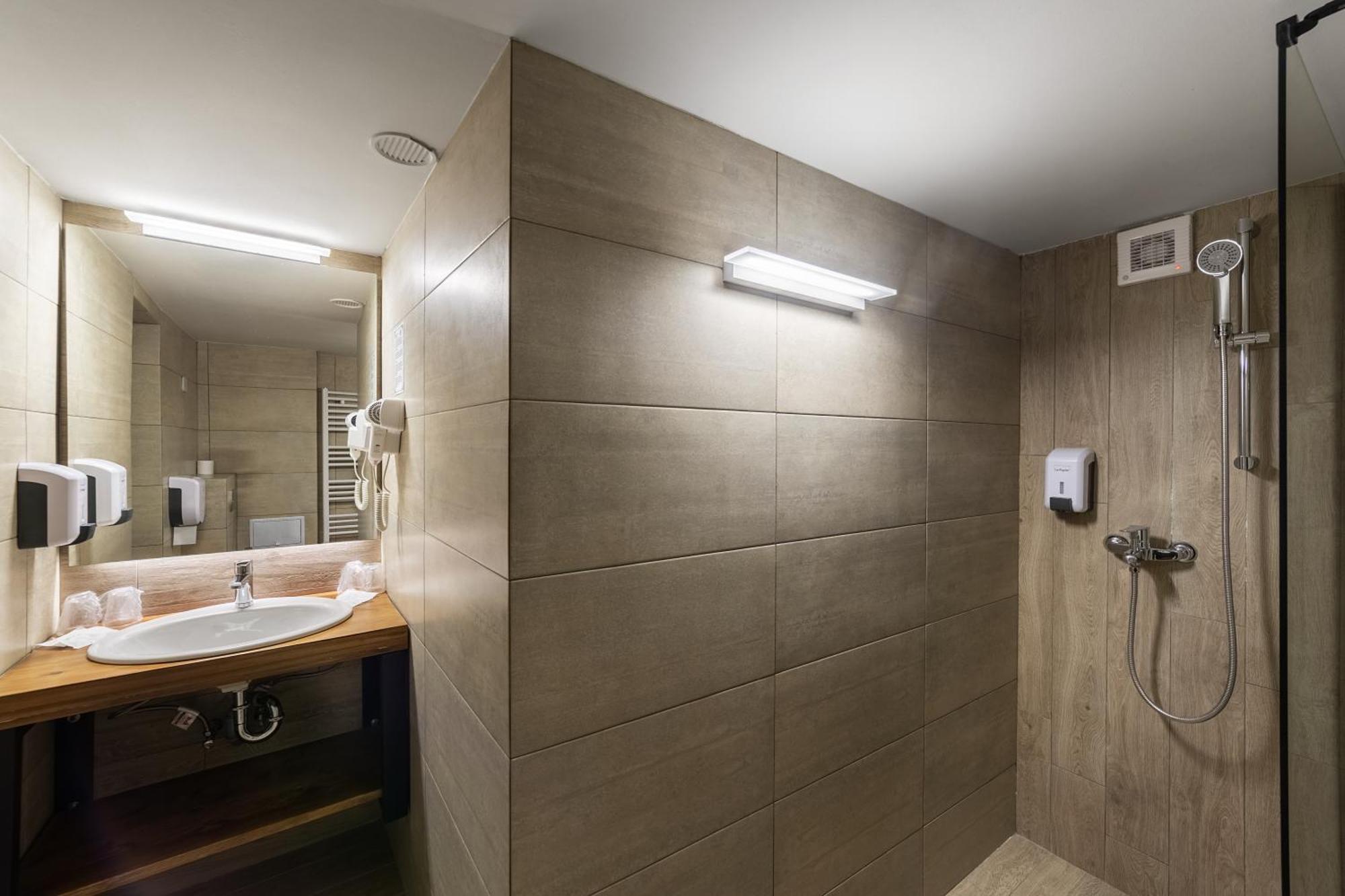 Hotel Eden 1 & Eden 2 Predeal